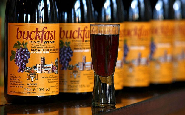 buckfast_tonic_wine_bottiglie