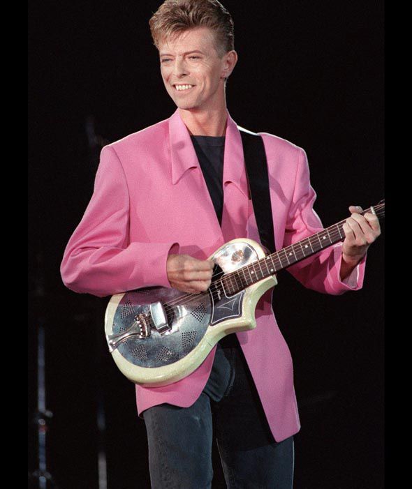 look_david_bowie_pink